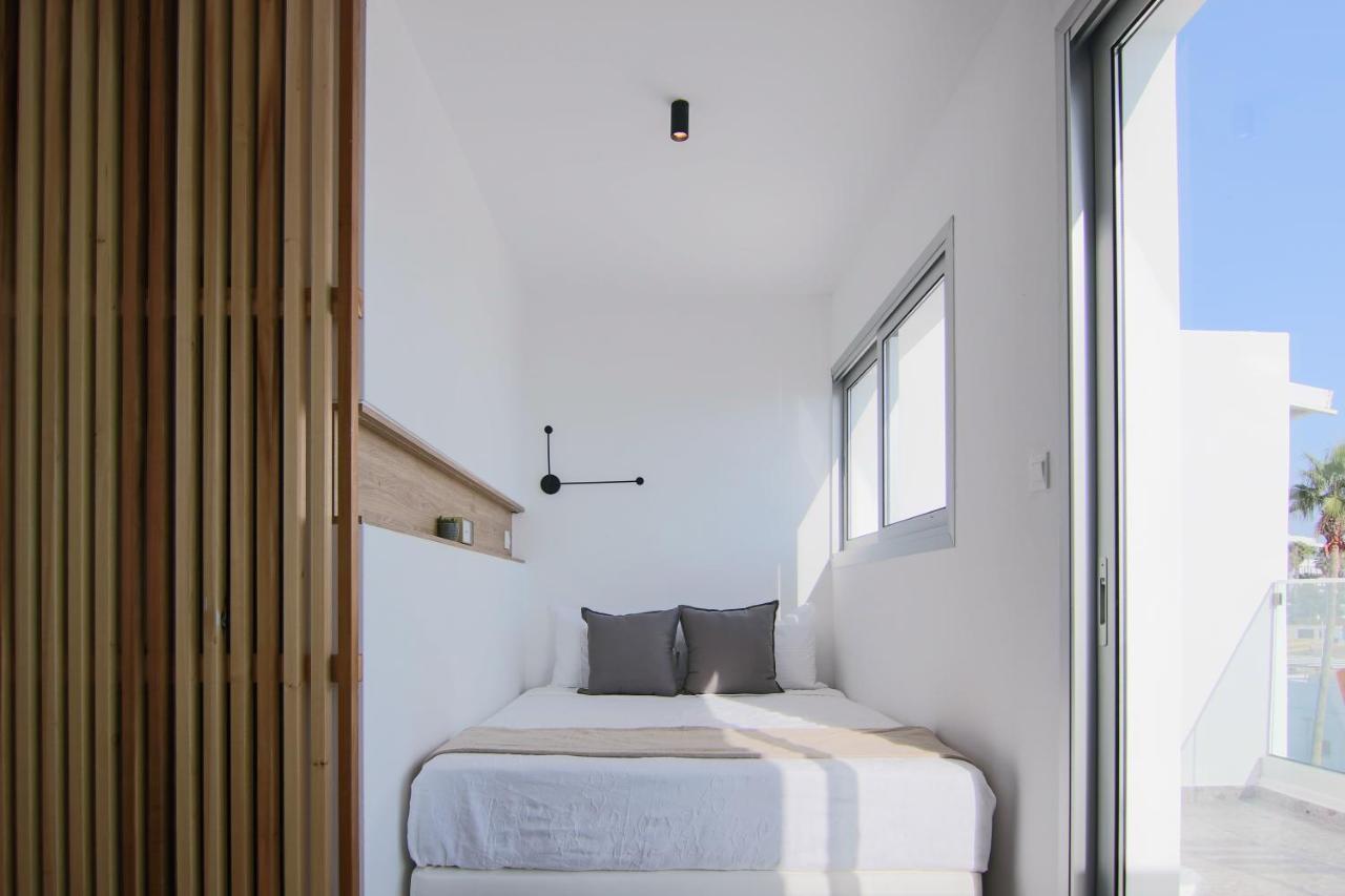 Апартаменты Phaedrus Living Seaview Modern Flat Lighthouse 52 Пафос Экстерьер фото